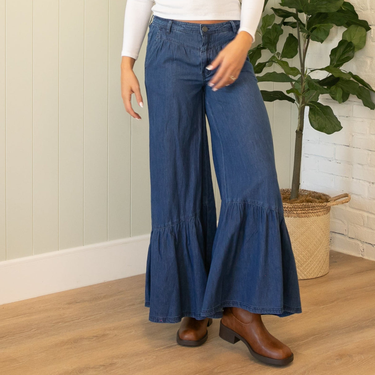 KanCan Ultra High Rise Ruffle Hem Dark Wash Jeans