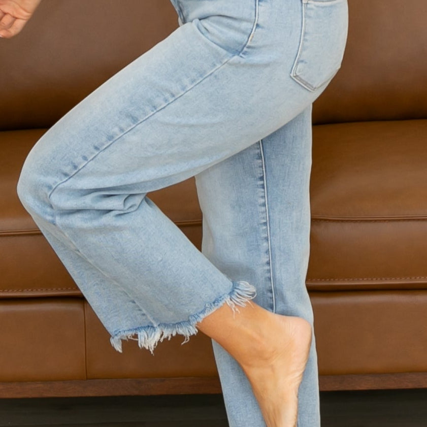 Risen Mid Rise Light Cropped Jeans