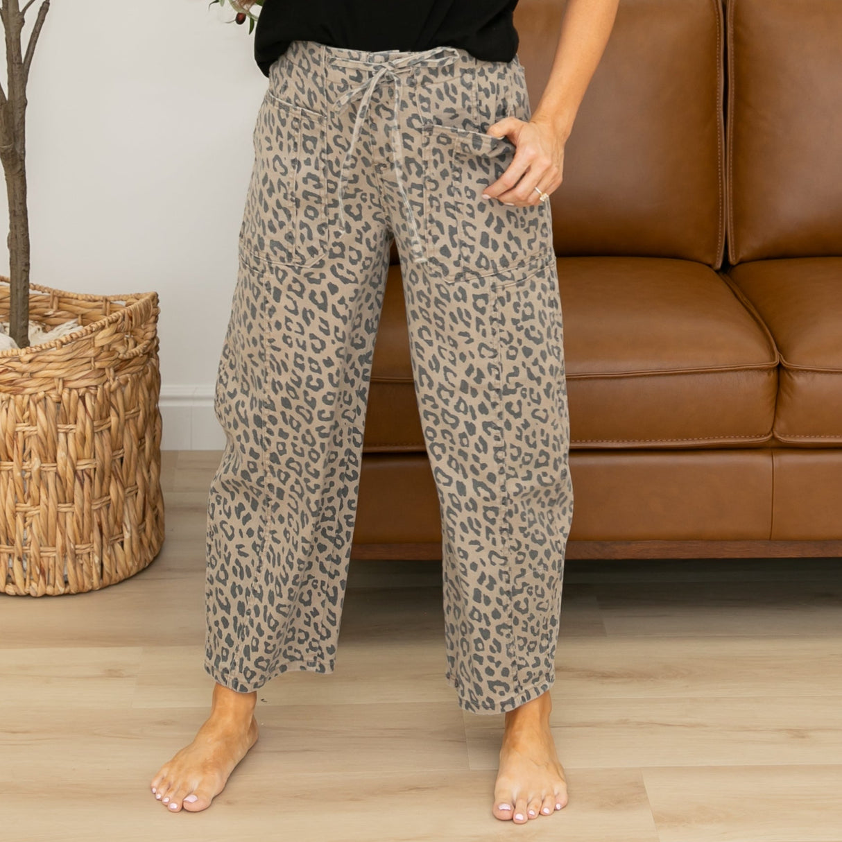 Carmen Leopard Barrel Jeans