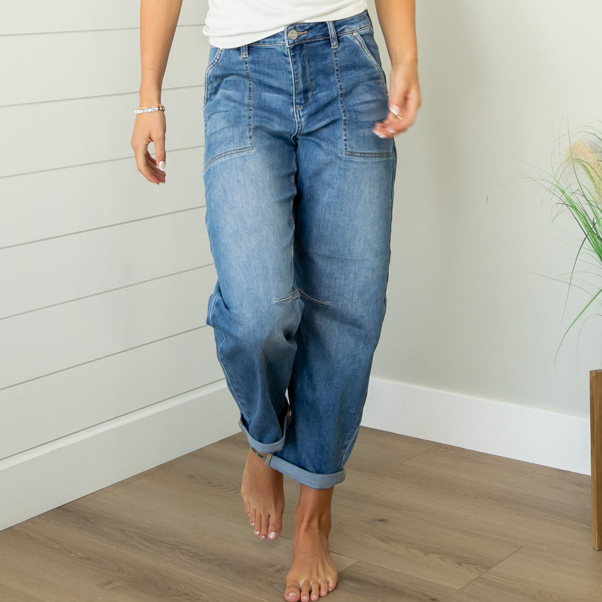 Risen Mid Rise Barrel Relaxed Patch Pocket Jeans