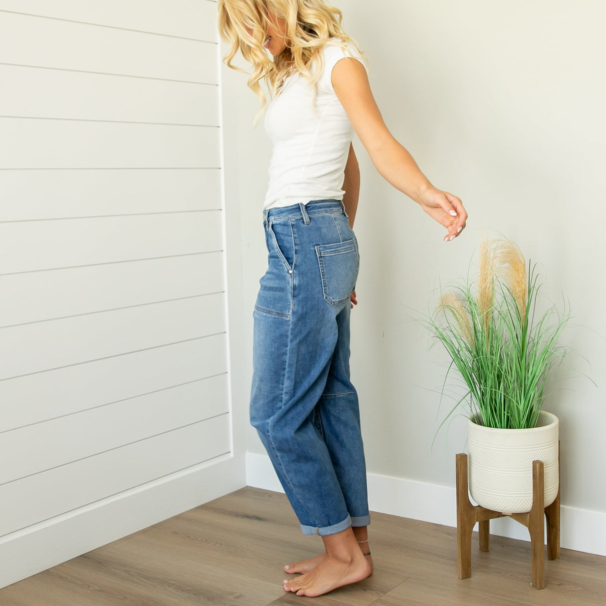 Risen Mid Rise Barrel Relaxed Patch Pocket Jeans