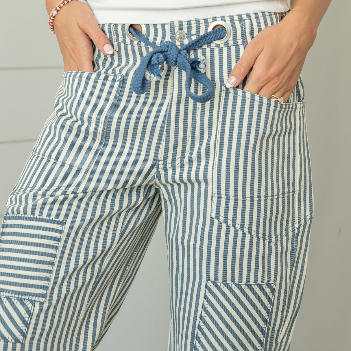 Calah Striped Barrel Pants - Navy