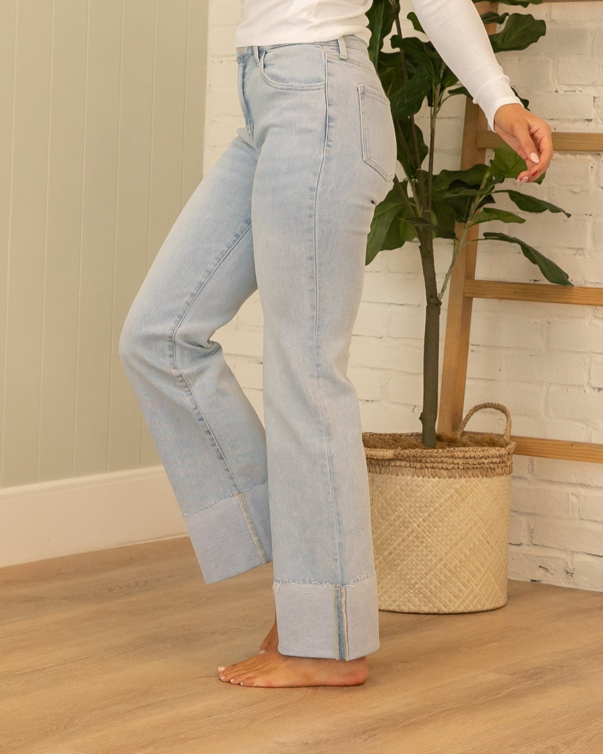 KanCan High Rise Folded Hem Light Jeans