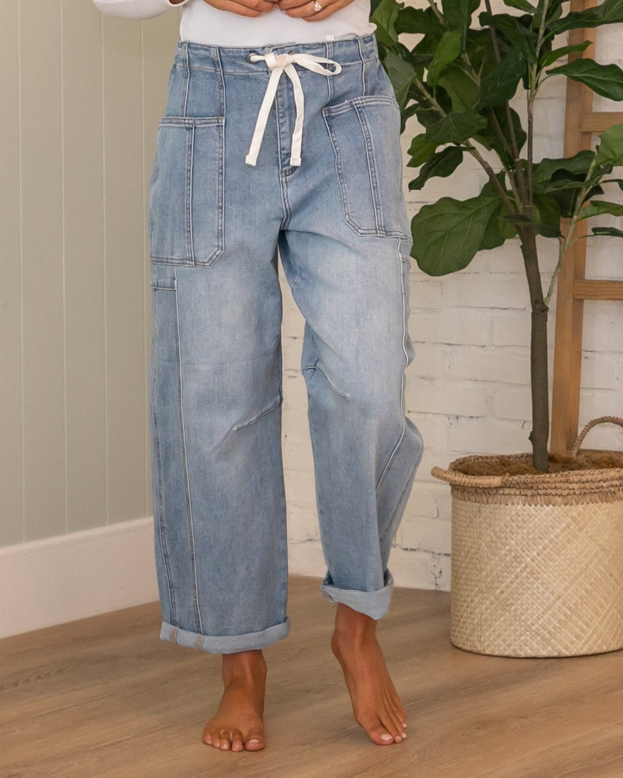 Risen High Rise Wide Barrel Light Pocket Jeans