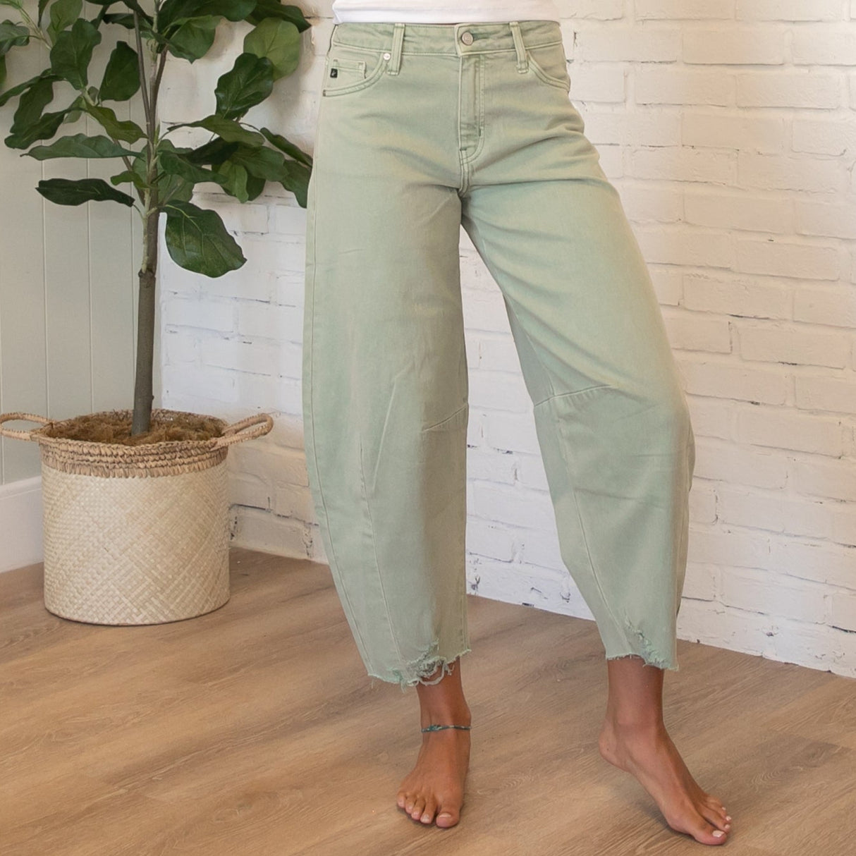 KanCan High Rise Sage Barrel Jeans
