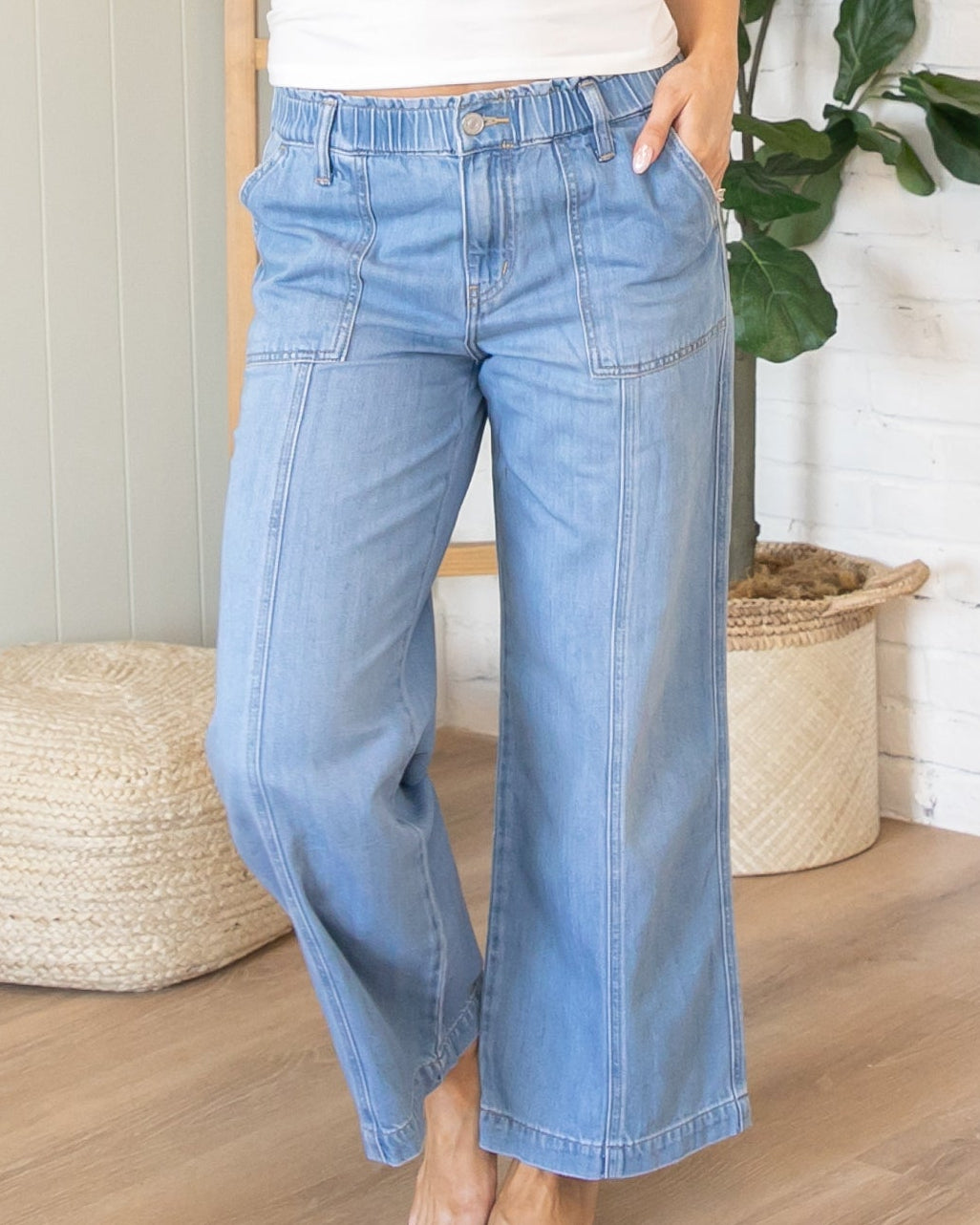KanCan Mid Rise Patch Pocket Jeans