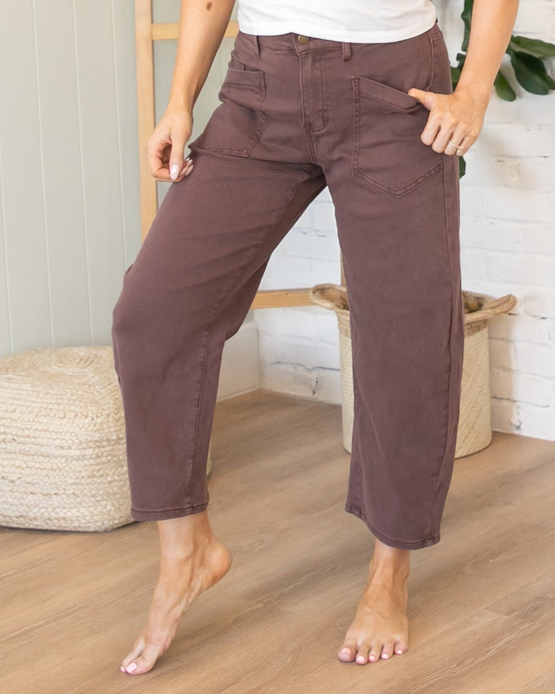 Kinley Brown Barrel Jeans