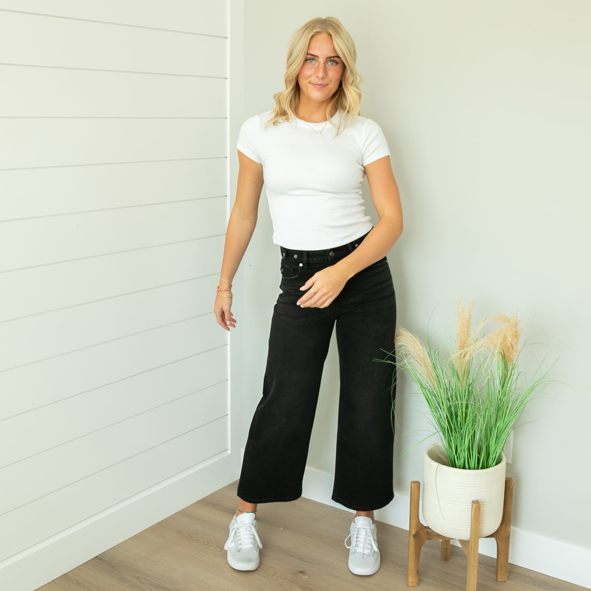 KanCan Ultra High Rise Cropped Black Wide Leg Jeans