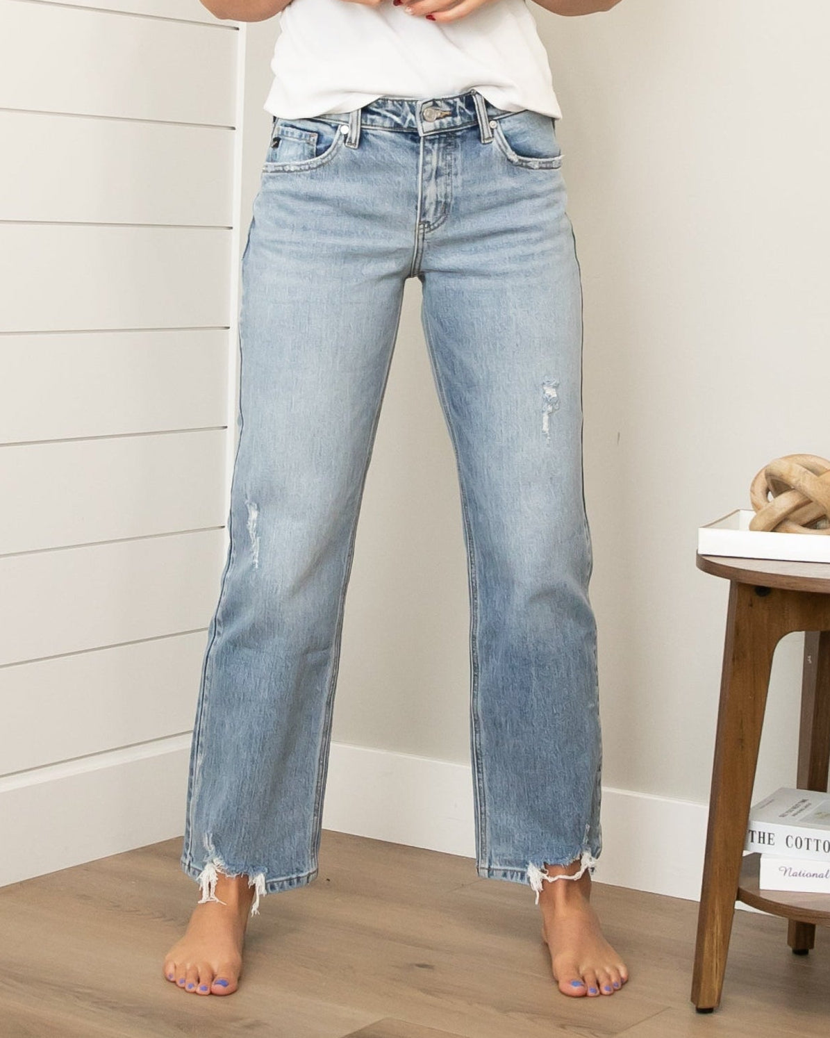 KanCan Mid Rise Light True Straight Jeans