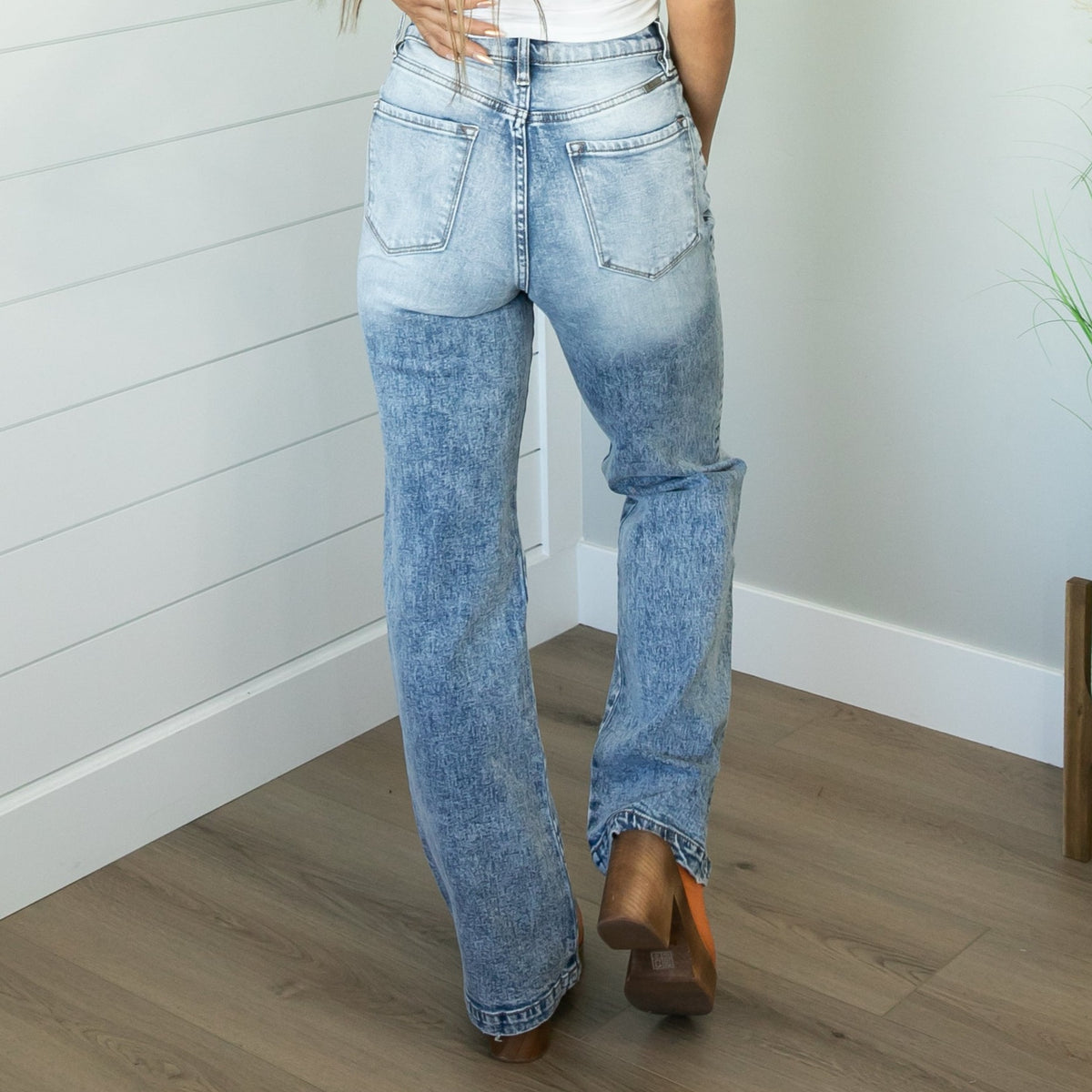 KanCan Ultra High Rise 90s Wide Leg Flare Jeans