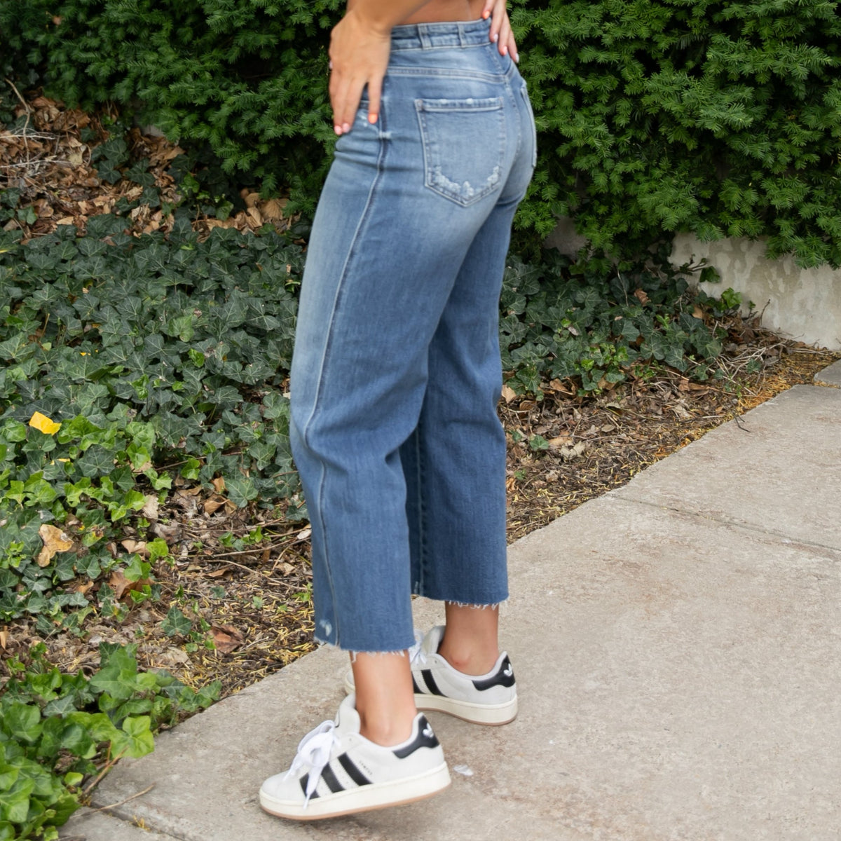 KanCan Raw Hem Wide Leg Crop Jeans