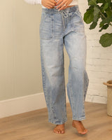 KanCan Ultra High Rise Loose Fit Barrel Jeans